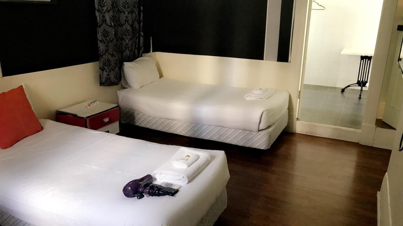 Ambassadors Hotel Adelaide Eksteriør bilde