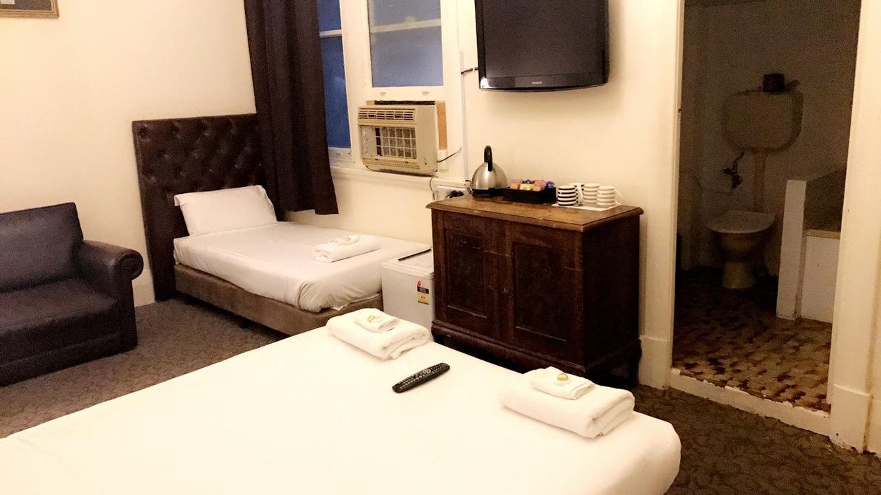Ambassadors Hotel Adelaide Eksteriør bilde