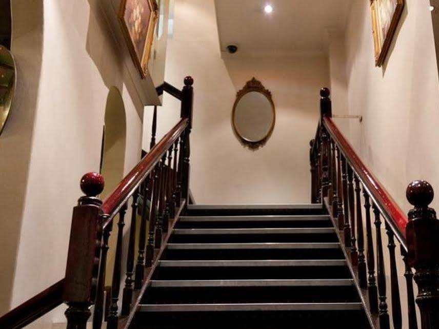 Ambassadors Hotel Adelaide Eksteriør bilde