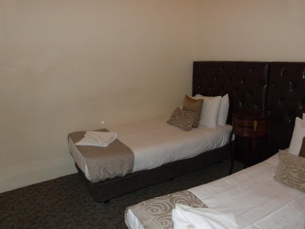Ambassadors Hotel Adelaide Eksteriør bilde